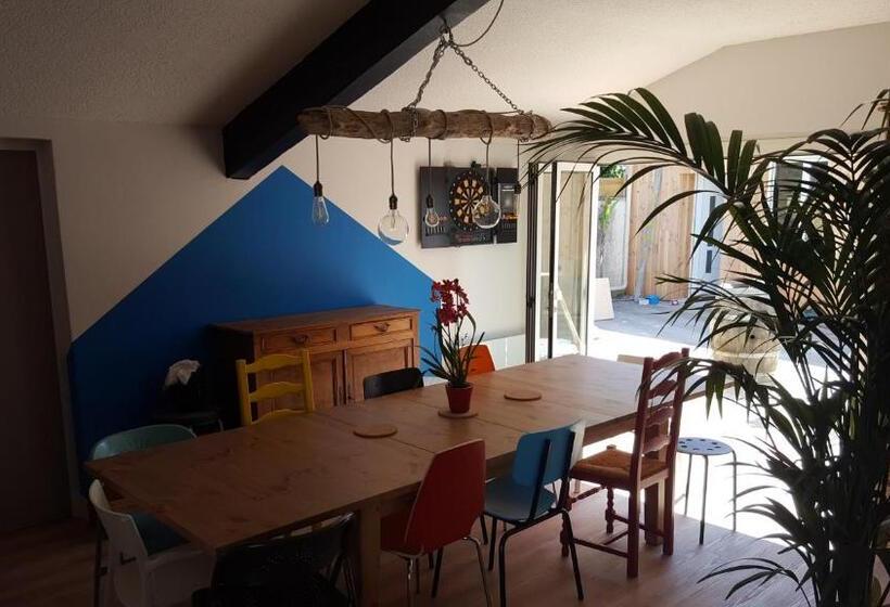 הוסטל La Maison Bisca