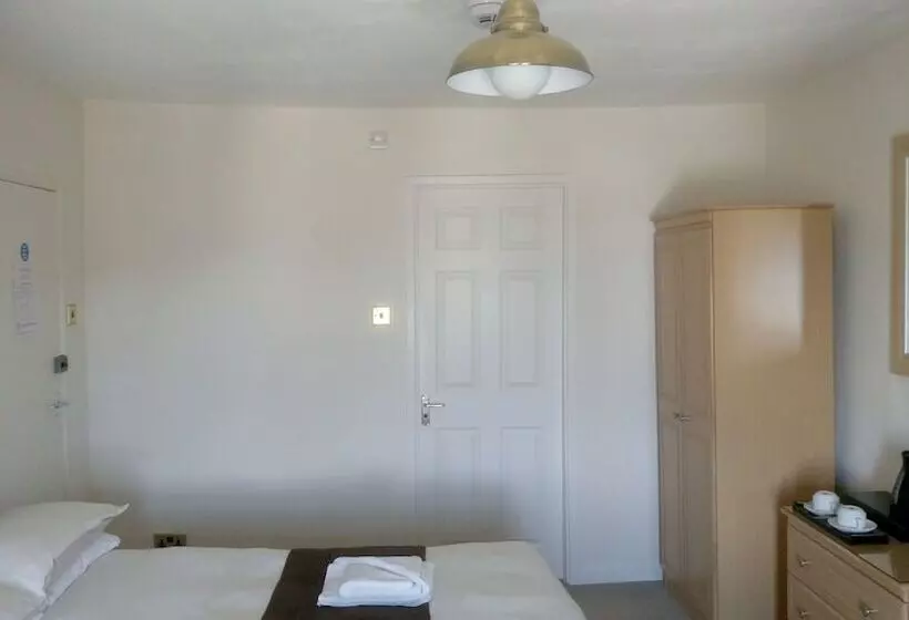 Aamiaismajoitus (B&B) Byrdir House