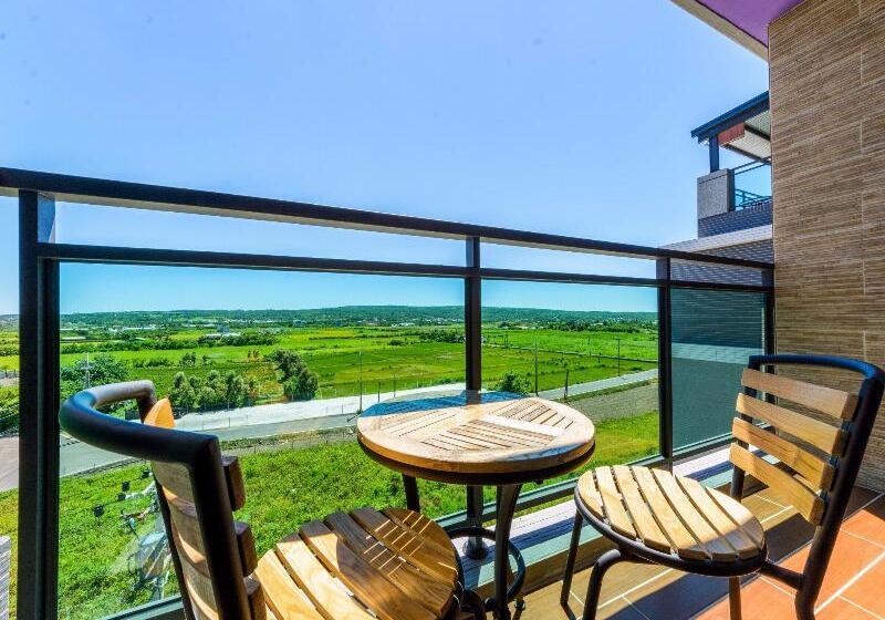 تختخواب و صبحانه Lisinty Resort