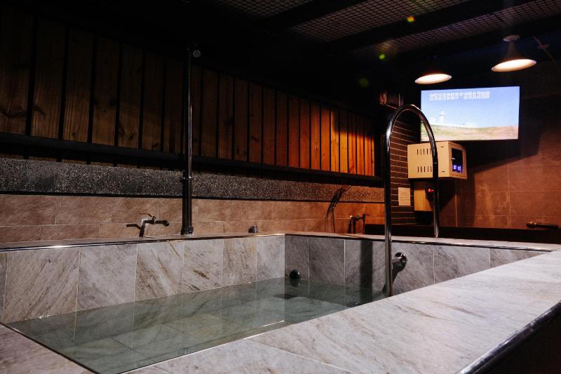 تختخواب و صبحانه Lisinty Resort