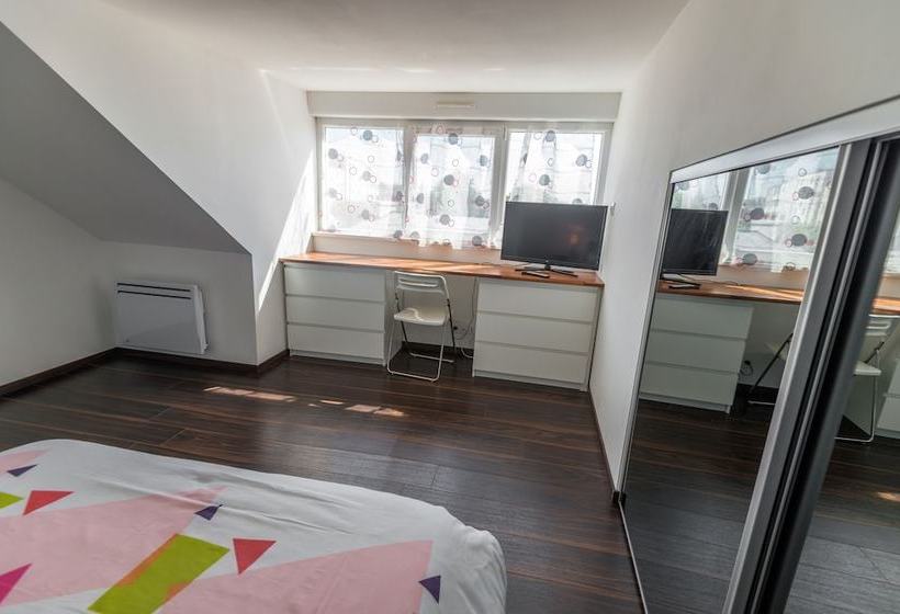 Gîte "au Bout Du Ponton" Brest Grande Maison De Location