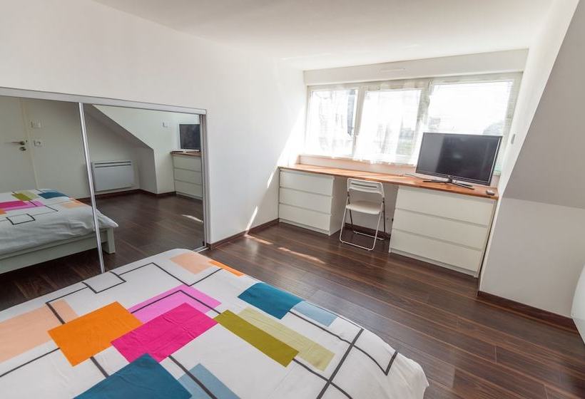 Gîte "au Bout Du Ponton" Brest Grande Maison De Location