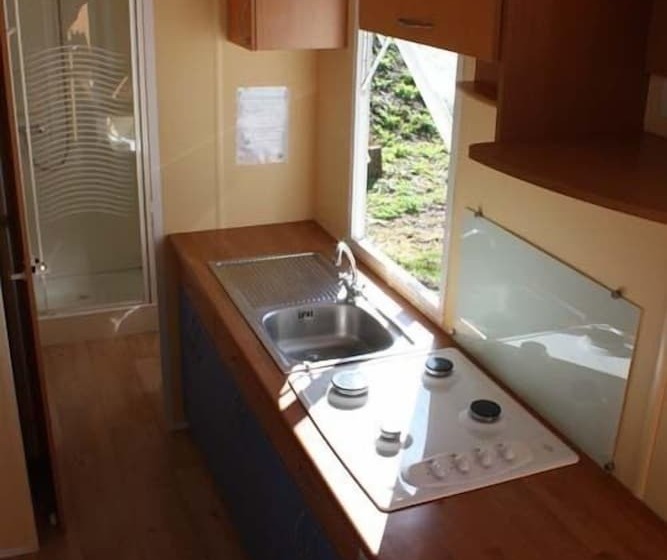 בית מלון כפרי Camping L Apamée