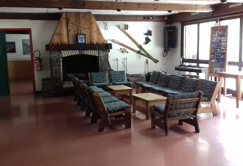 هتل Châlet Hôtel Skiroc