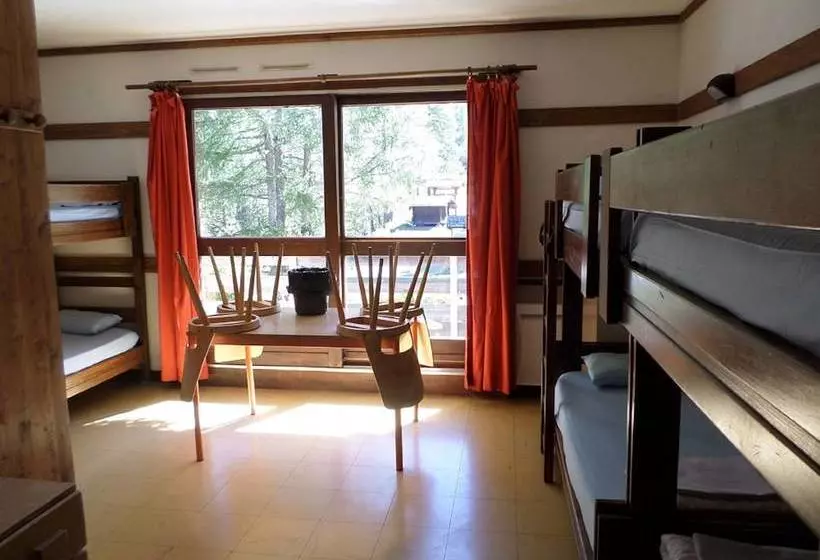 هتل Châlet Hôtel Skiroc