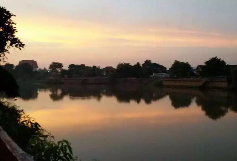 ホテル Jidapa Resort