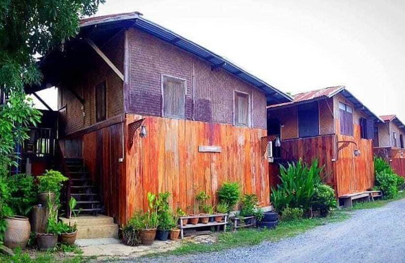 هتل Jidapa Resort