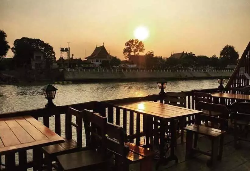 ホテル Jidapa Resort