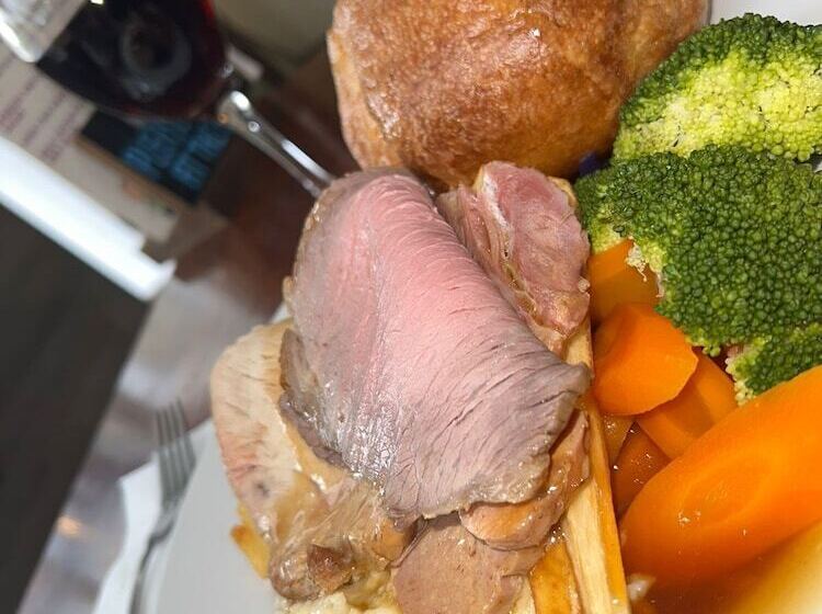 Otel The Queens Head