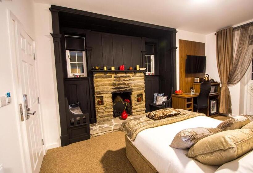 Trivelles Gatwick Hotel & Airport Parking