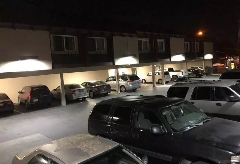 مُتل Casa Royal Inn