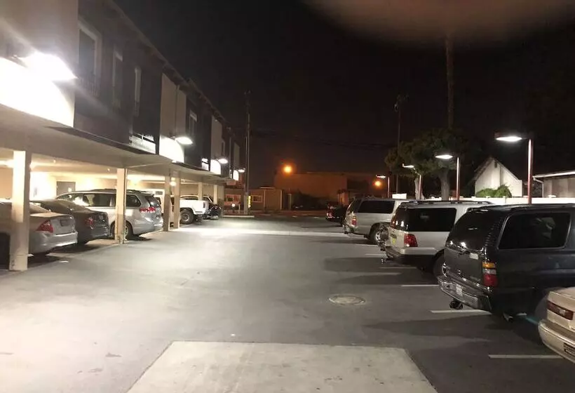 مُتل Casa Royal Inn