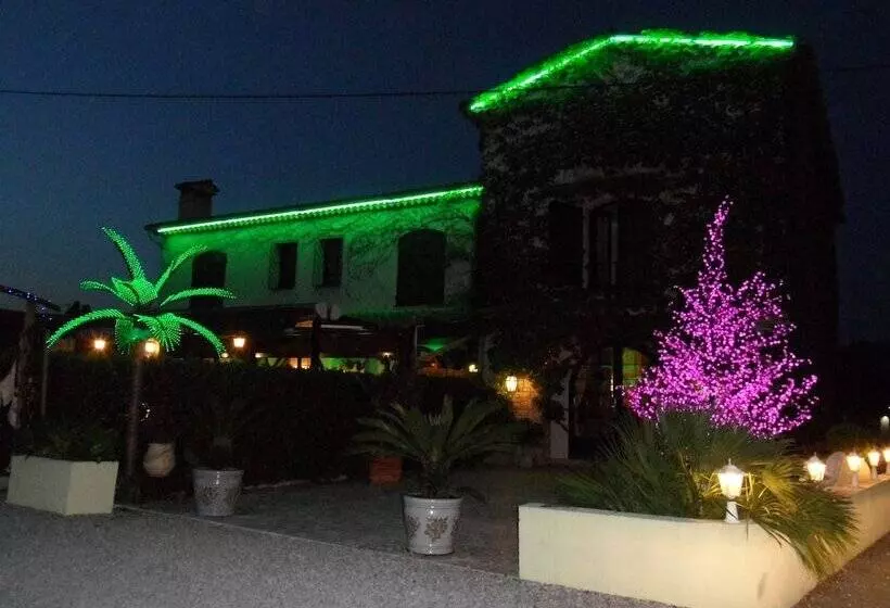 Majatalo Auberge Les Aromes