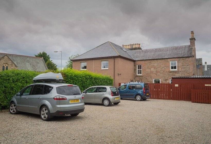 پانسیون Dionard Guest House