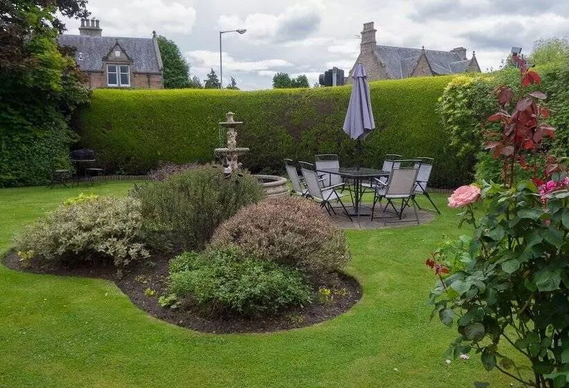 Majatalo Dionard Guest House