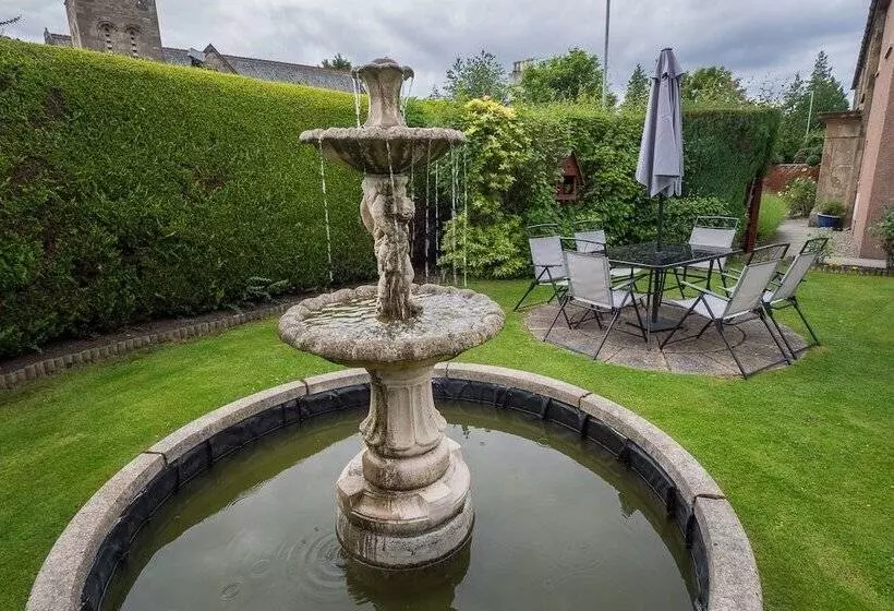 Majatalo Dionard Guest House