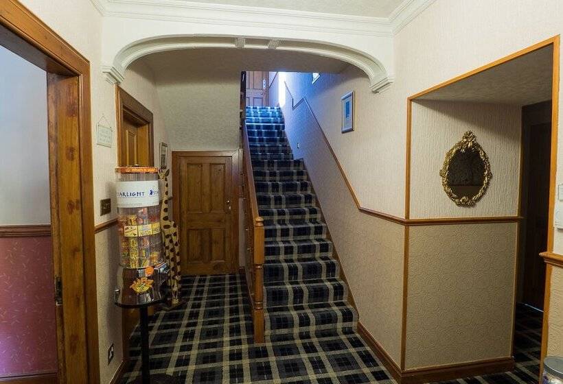 پانسیون Dionard Guest House