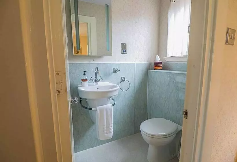 Majatalo Dionard Guest House