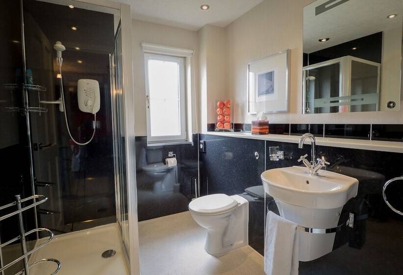 پانسیون Dionard Guest House