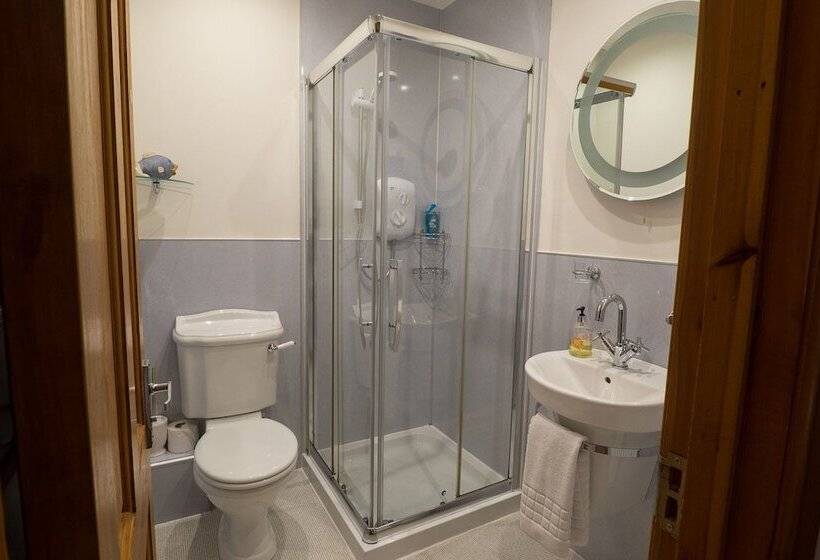 پانسیون Dionard Guest House