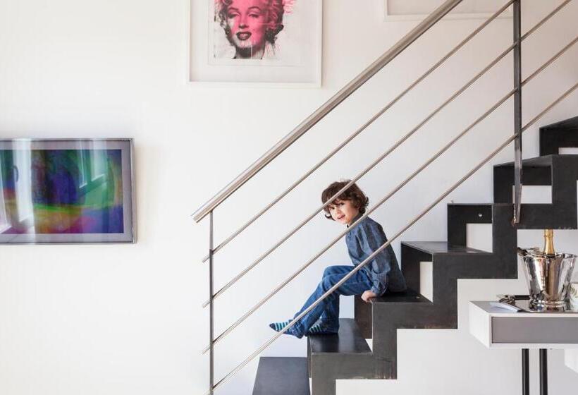 پانسیون Maison Du Collectionneur