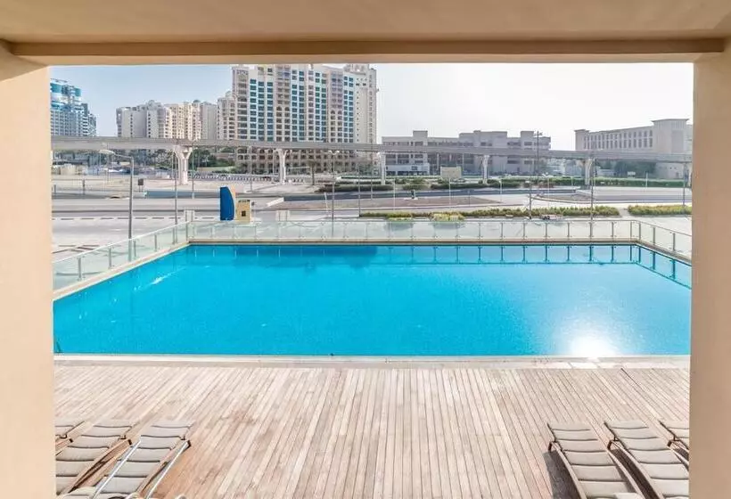 Yanjoon Holiday Homes   Palm Views
