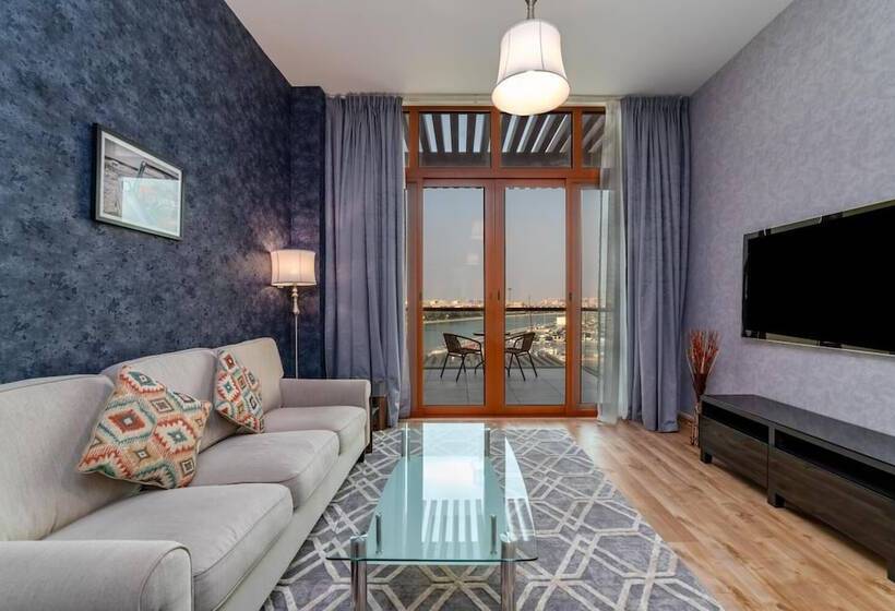 Yanjoon Holiday Homes Palm Views