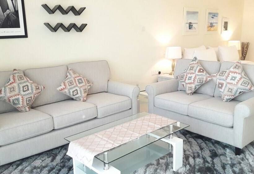 Yanjoon Holiday Homes Palm Views