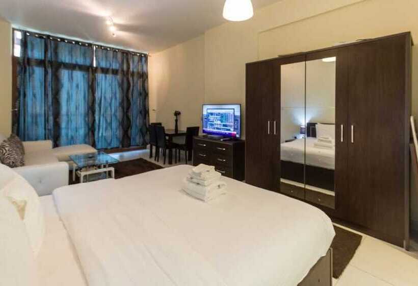 Yanjoon Holiday Homes Palm Views