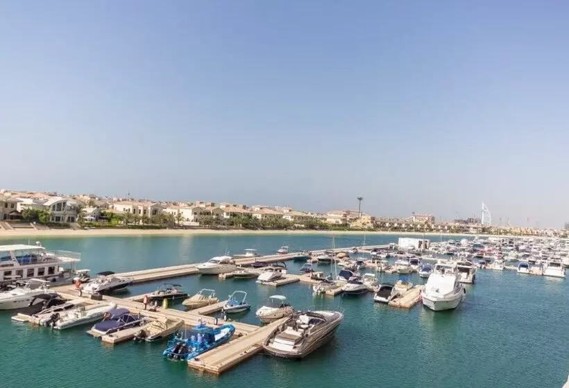 Yanjoon Holiday Homes   Palm Views