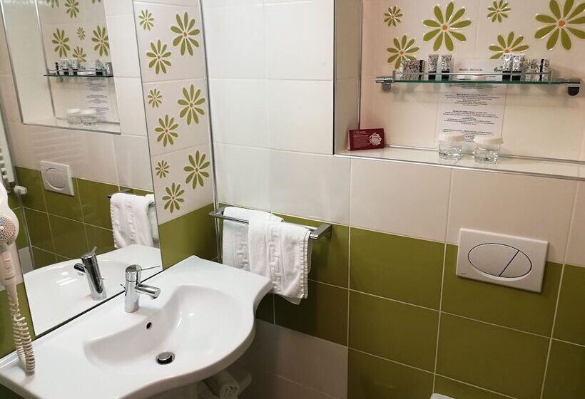 Отель Caprioara Spa&wellness Resort