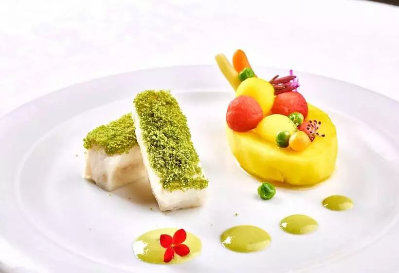 בית מלון כפרי Continental Forum Tirgu Mures