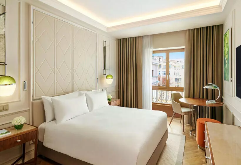 هتل Intercontinental Athenee Palace Bucharest, An Ihg