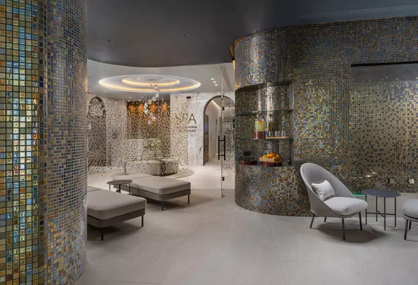 هتل Intercontinental Athenee Palace Bucharest, An Ihg