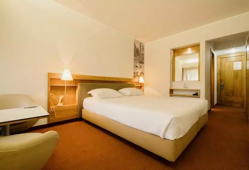 בית מלון כפרי Parque Do Rio Ofir