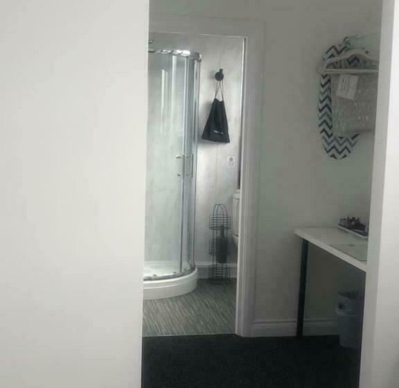 Bed and Breakfast Alderberry Lodge