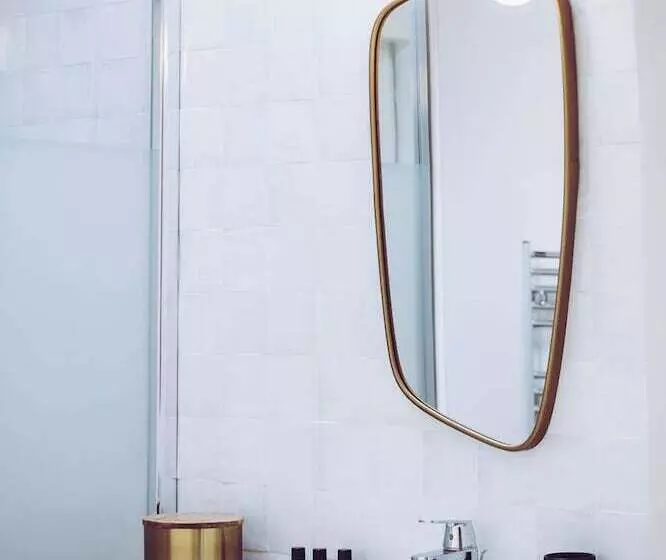 Aamiaismajoitus (B&B) Cottage Santa Teresa