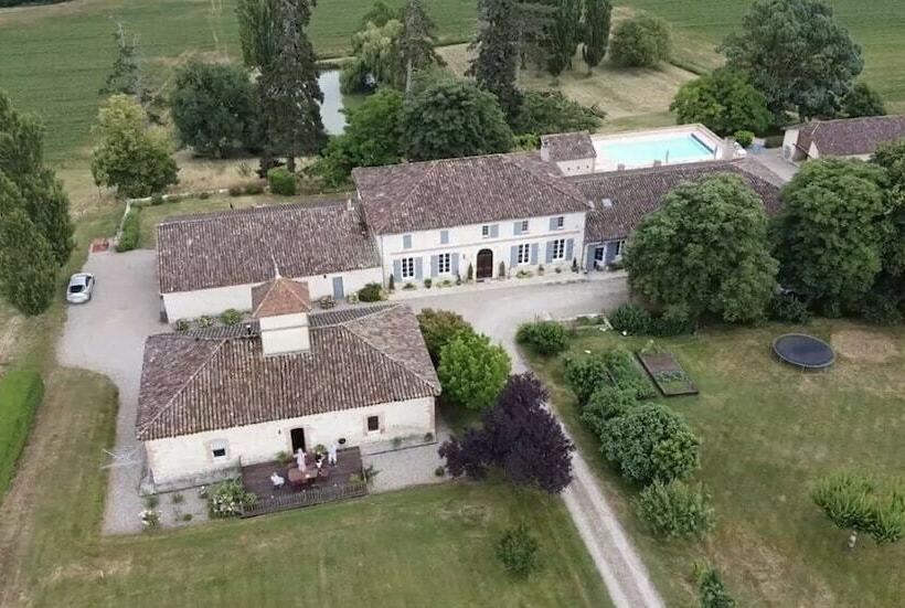 Bed and Breakfast Le Farat