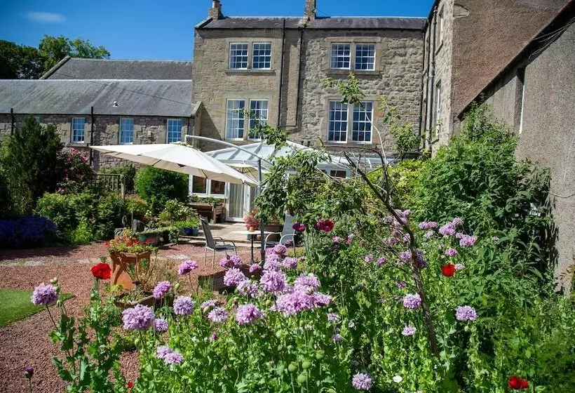 Aamiaismajoitus (B&B) The Old Priory Guesthouse