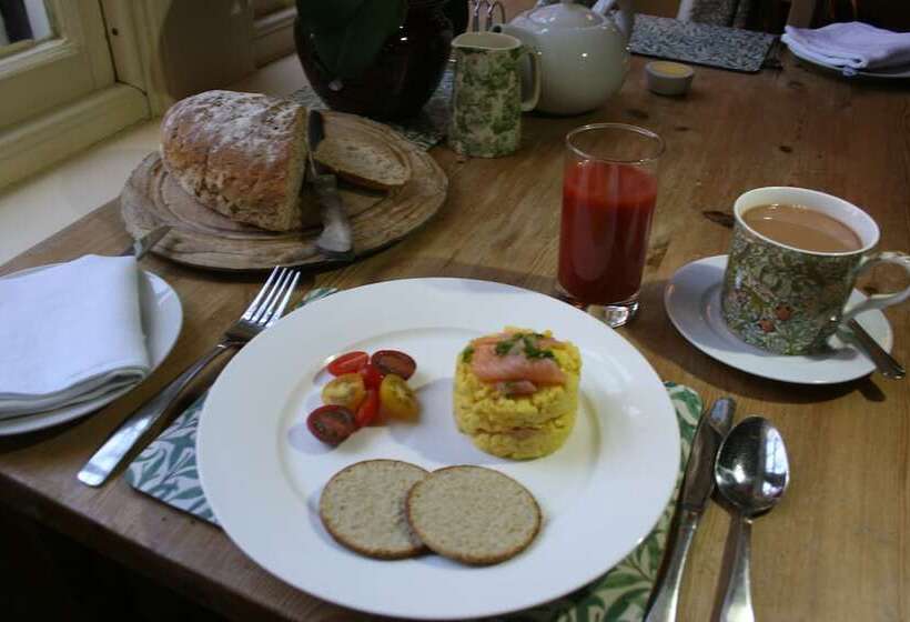 Bed and Breakfast The Old Priory Guesthouse