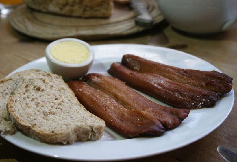 Bed and Breakfast The Old Priory Guesthouse