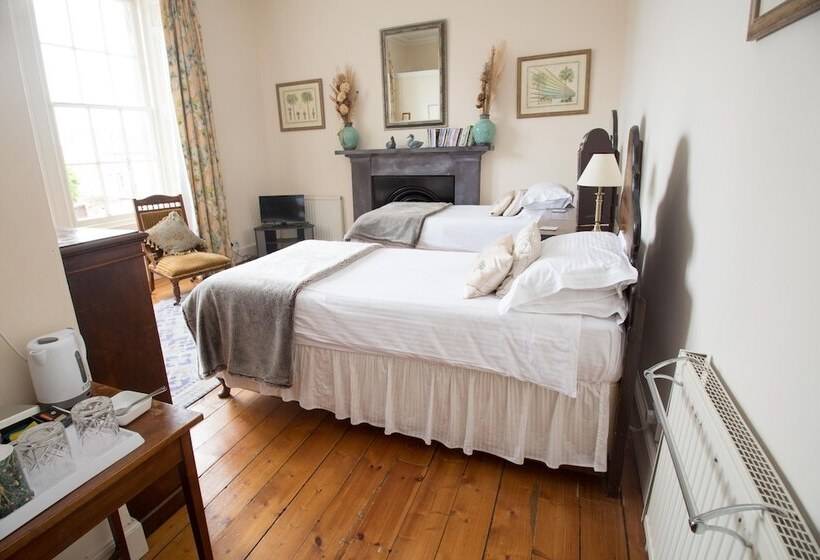 Bed and Breakfast The Old Priory Guesthouse