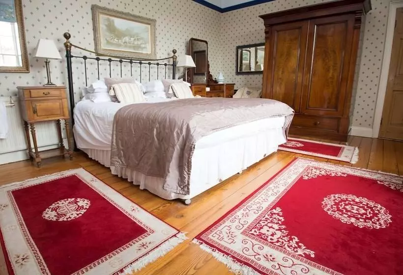 Aamiaismajoitus (B&B) The Old Priory Guesthouse