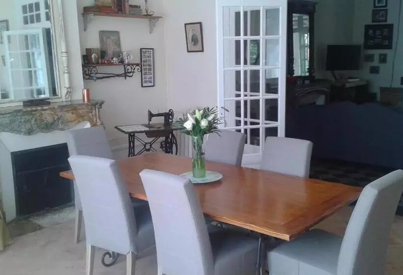 Aamiaismajoitus (B&B) Vanille Bourbon