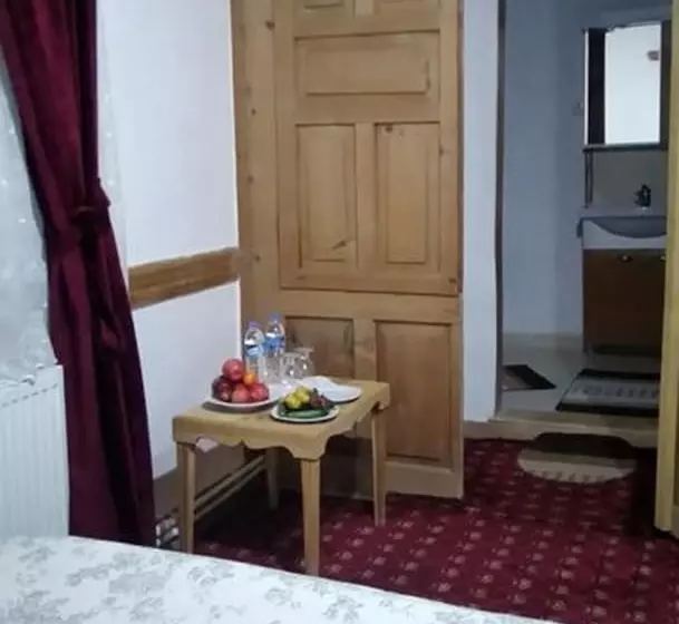 ホテル Baglar Konak
