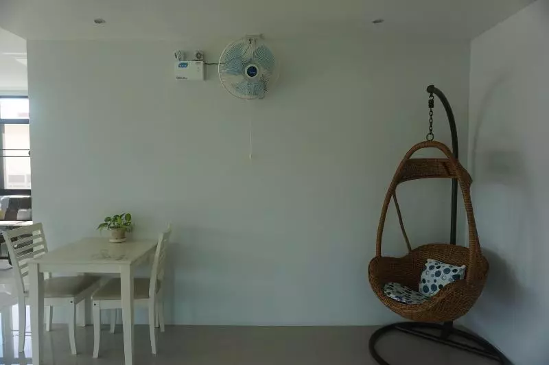 ホテル Parisa Place