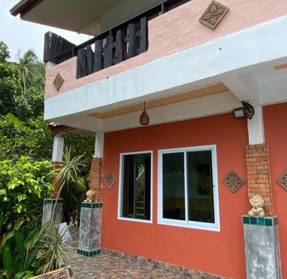 هتل Sairee View Resort