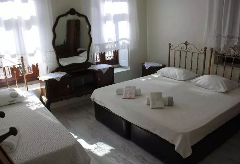 ホテル Zeynep Hanim Konukevi