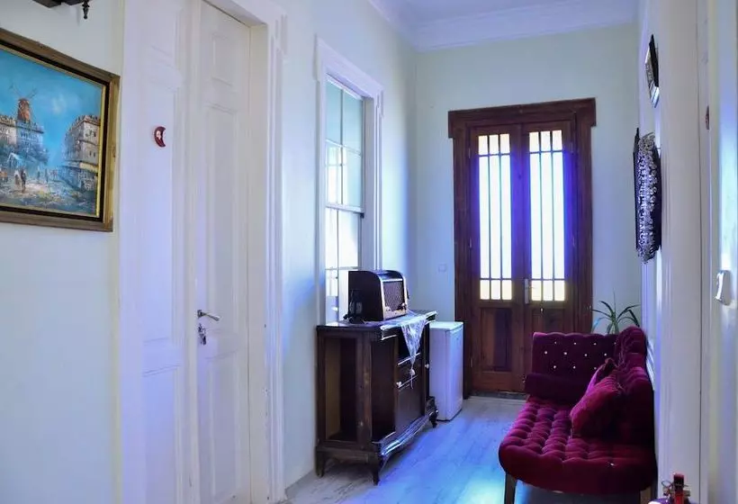 ホテル Zeynep Hanim Konukevi