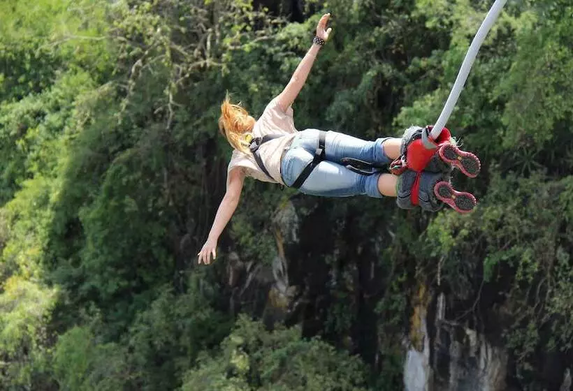 Jollyboys Camp   Hostel